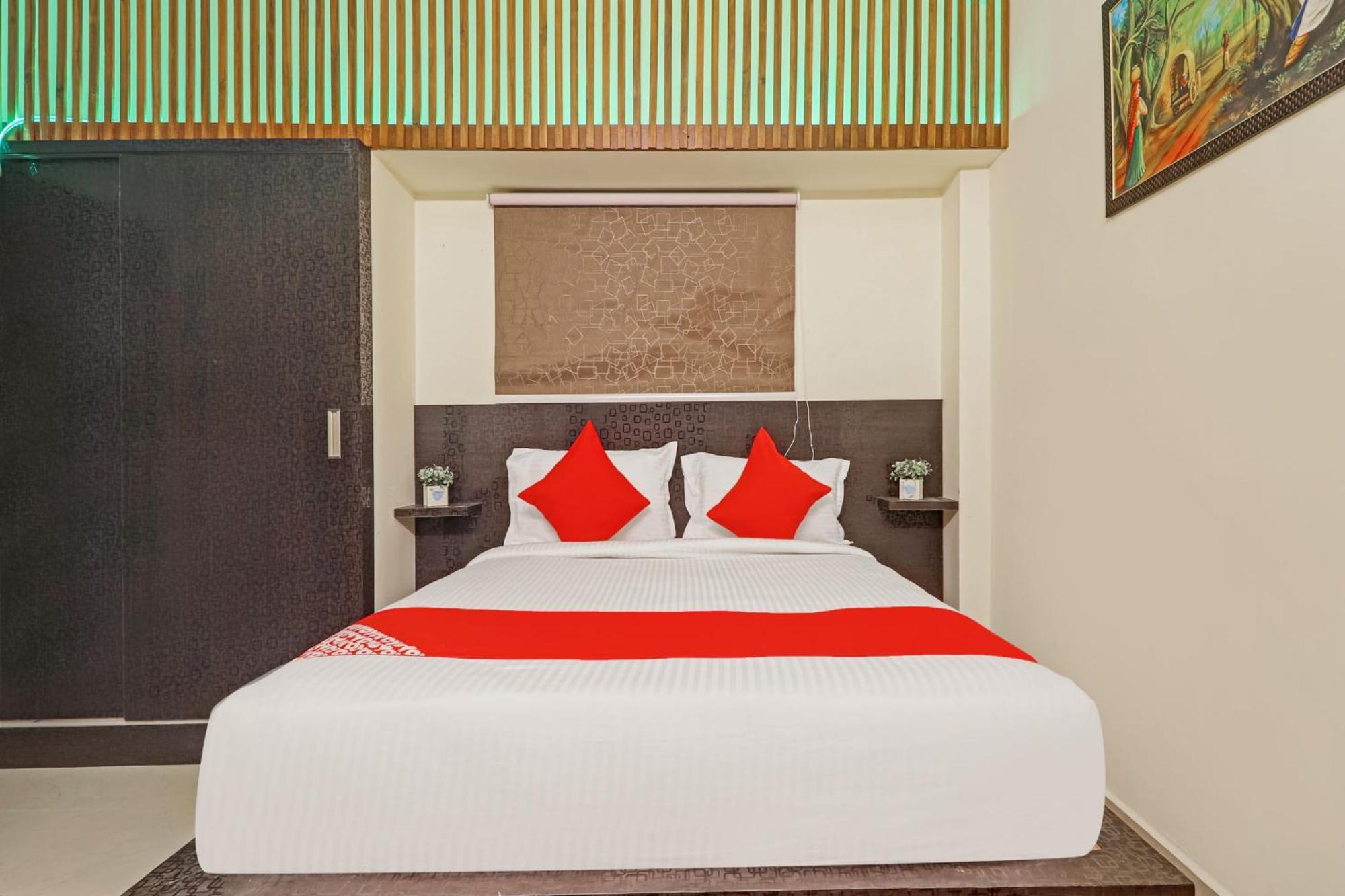 Super Hotel O Dsr Inn Near Nexus Хайдарабад Экстерьер фото