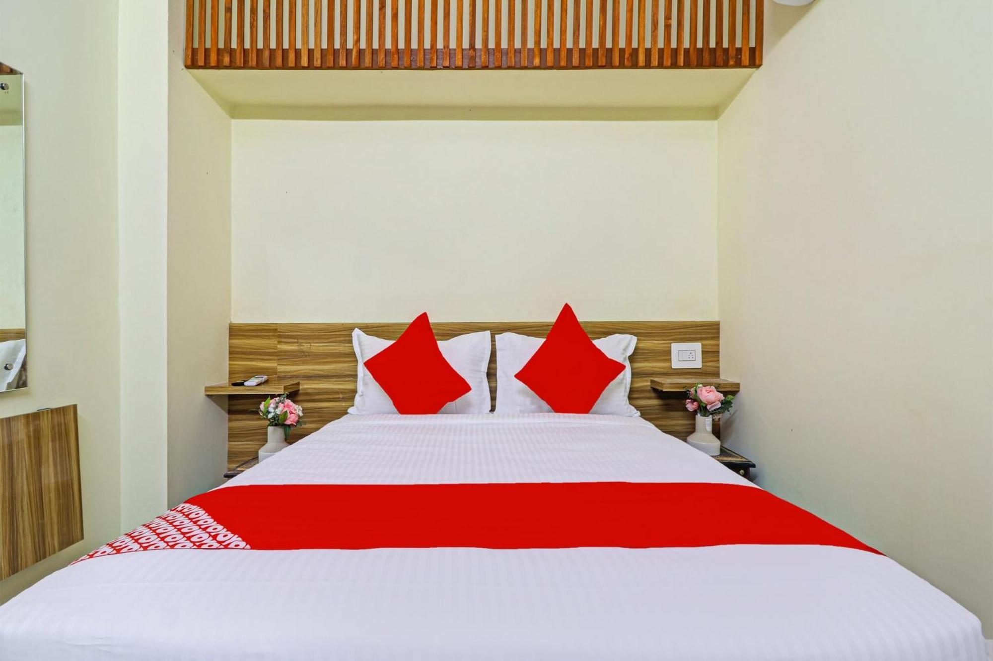 Super Hotel O Dsr Inn Near Nexus Хайдарабад Экстерьер фото