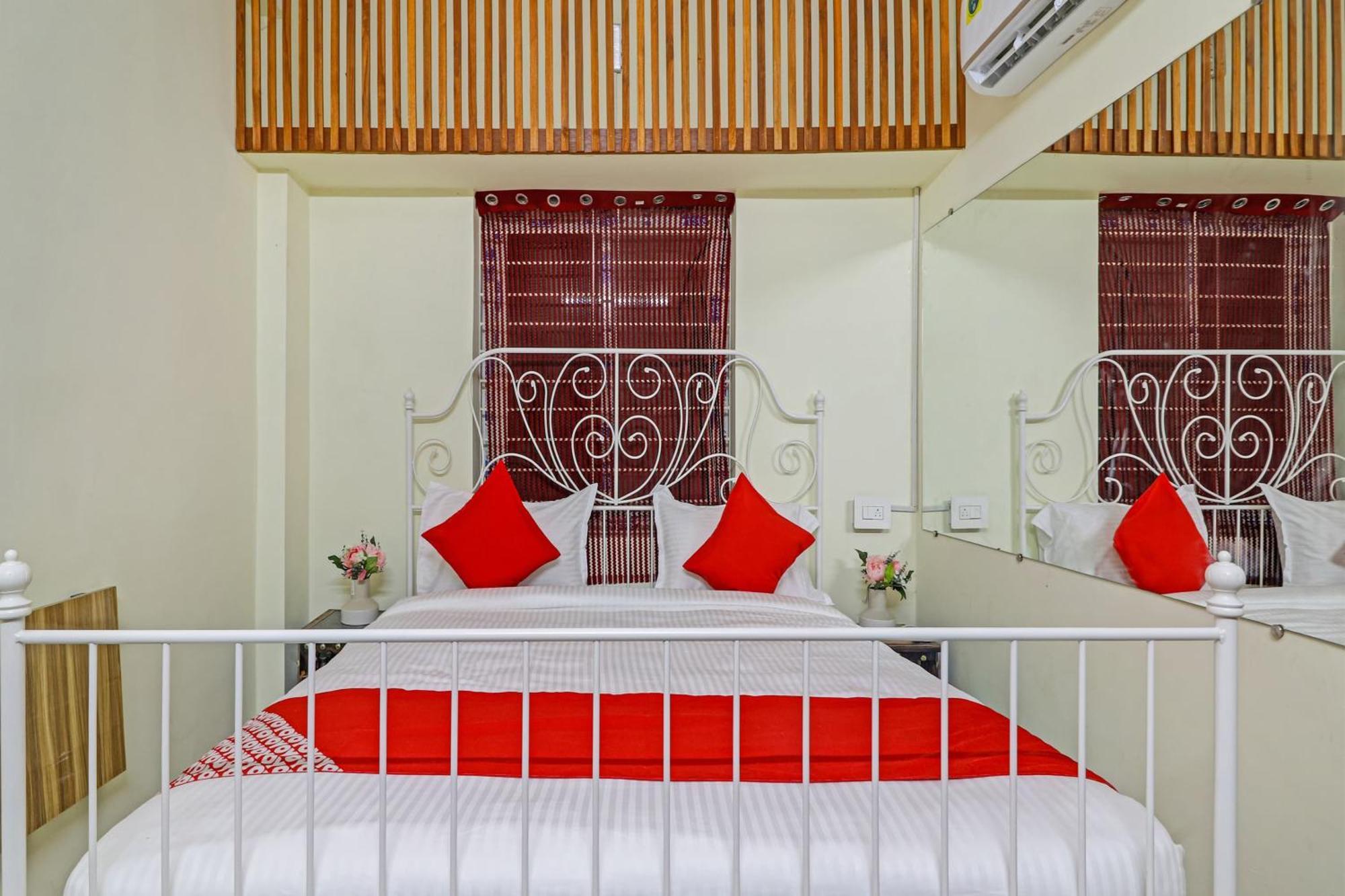 Super Hotel O Dsr Inn Near Nexus Хайдарабад Экстерьер фото