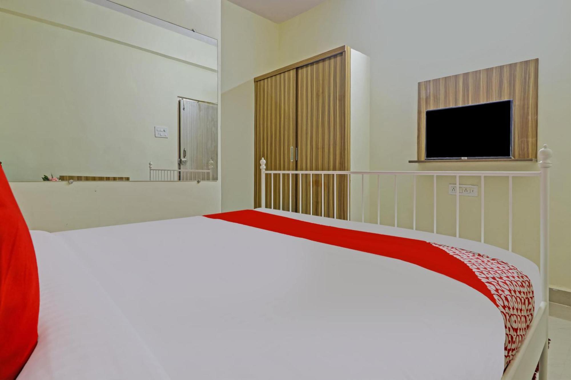 Super Hotel O Dsr Inn Near Nexus Хайдарабад Экстерьер фото