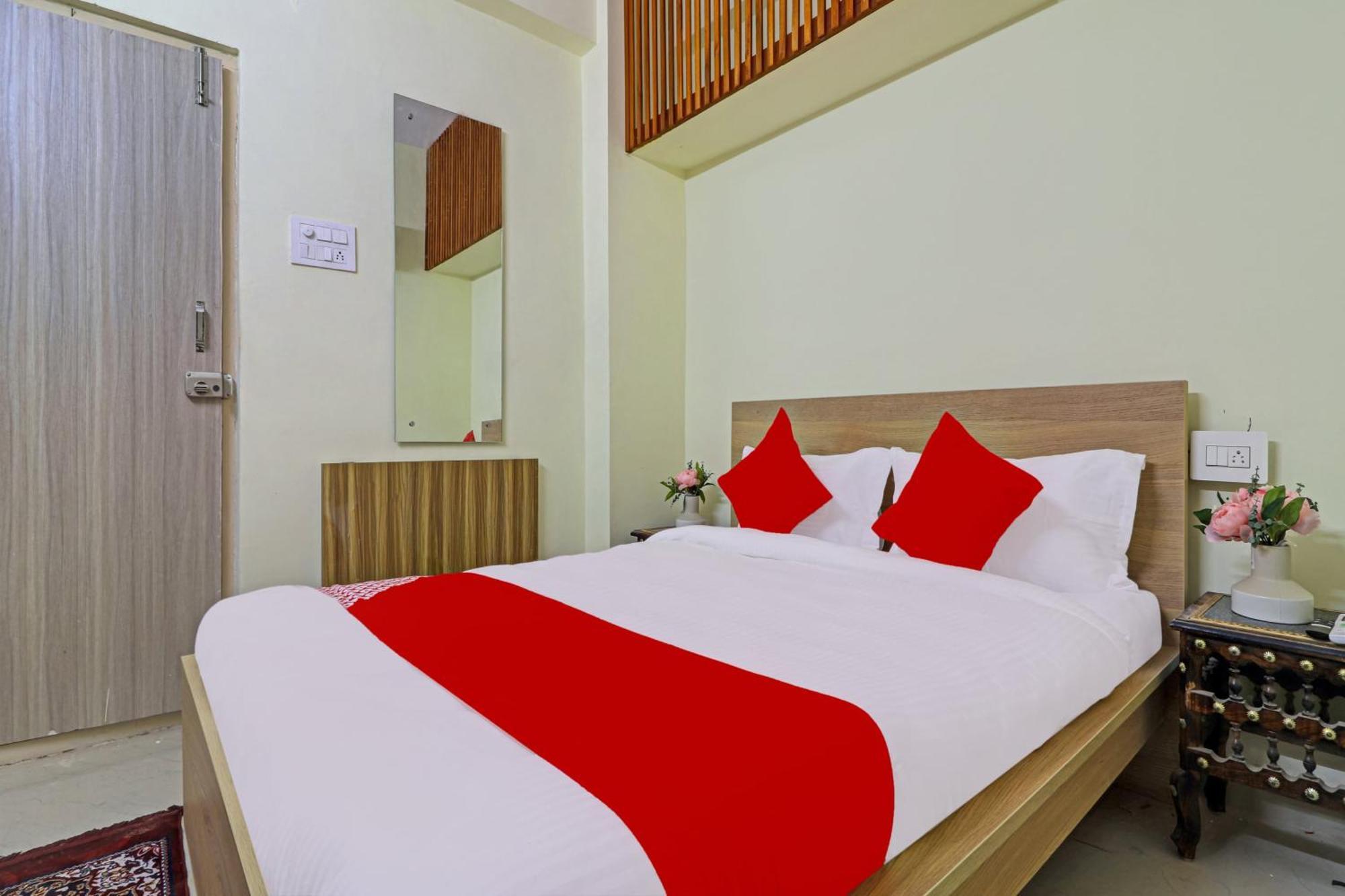 Super Hotel O Dsr Inn Near Nexus Хайдарабад Экстерьер фото